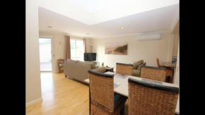 Self Contained Unit Close to the Beach